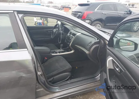 2015 Nissan Altima 2.5 Sv from USA, damaged, VIN 1N4AL3AP6FC467154